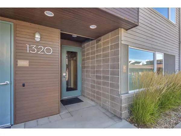 1320 Snowberry #102, Louisville, CO 80027