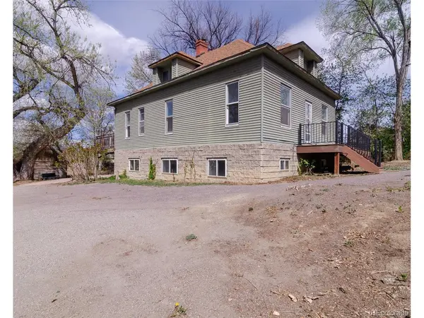 445 Hover, Longmont, CO 80501
