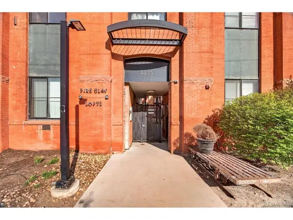 3225 Blake #20, Denver, CO 80205