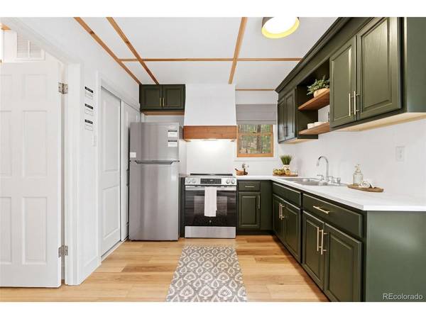 154 Apache, Evergreen, CO 80439