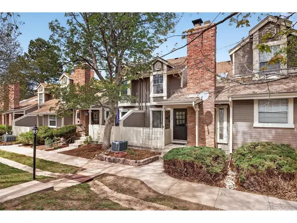 1990 S Helena #E, Aurora, CO 80013