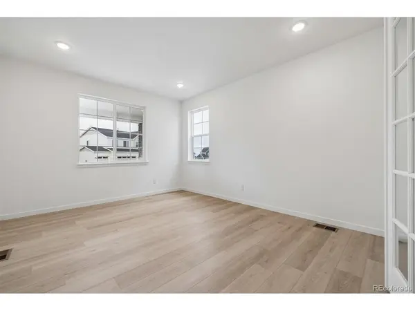 780 Lawson, Elizabeth, CO 80107