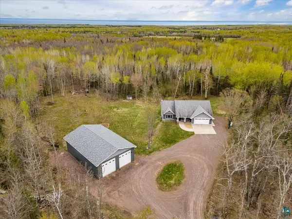 6364 Bergquist Rd, Duluth, MN 55804