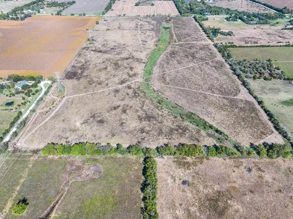00000 SW Mulberry Road, Rose Hill, KS 67133