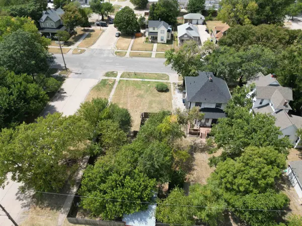 436 S Walnut, Wichita, KS 67213