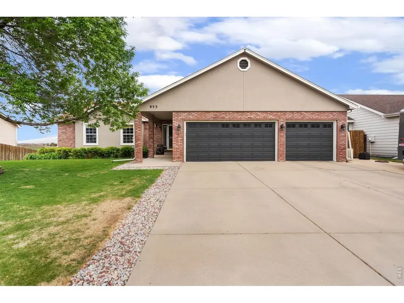 953 N Greeley, Johnstown, CO 80534