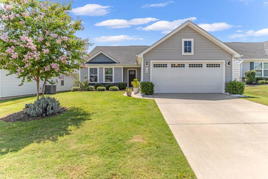 930 Riverland Woods TRL, Boiling Springs, SC 29316-7738