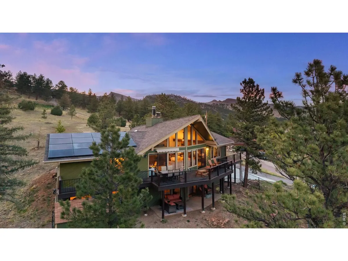 8563 Middle Fork, Boulder, CO 80302