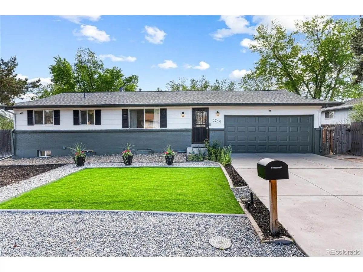 6764 Newland, Arvada, CO 80003