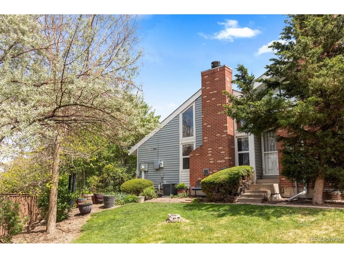 11797 E Cedar, Aurora, CO 80012