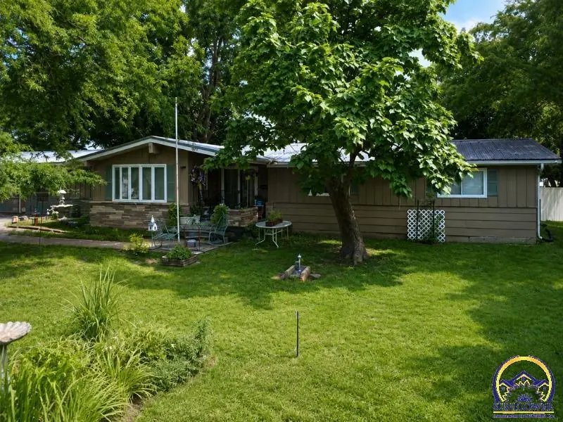 440 W 16th ST, Horton, KS 66439