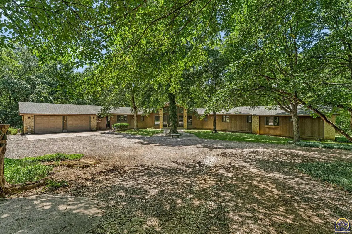 7535 NW Topeka BLVD, Topeka, KS 66617