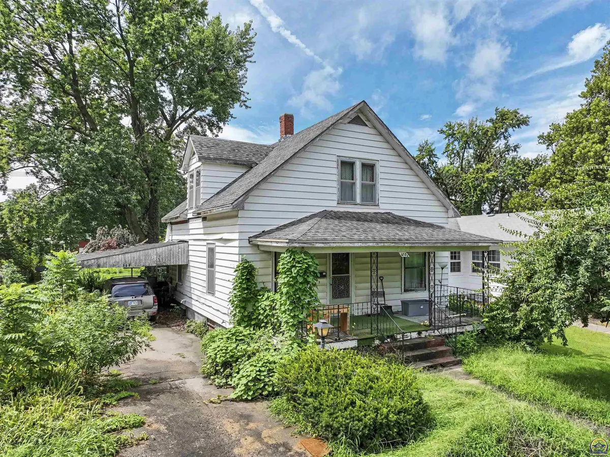 108 W Palmer ST, St. Marys, KS 66536