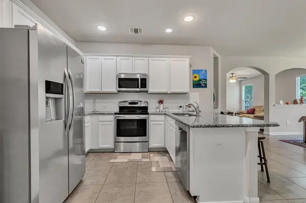 711 Rolling Oak DR #123, Round Rock, TX 78664