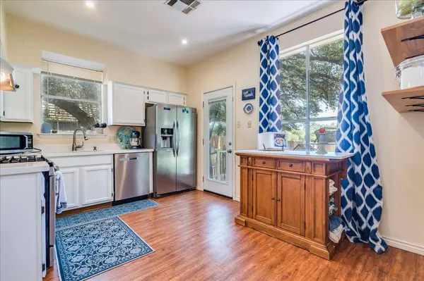 7519 Windrush DR, Austin, TX 78729