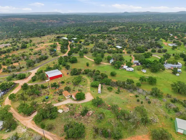 104 Ridge RD, Burnet, TX 78611