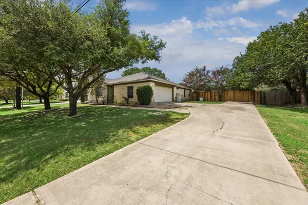 500 Millington LN, Buda, TX 78610