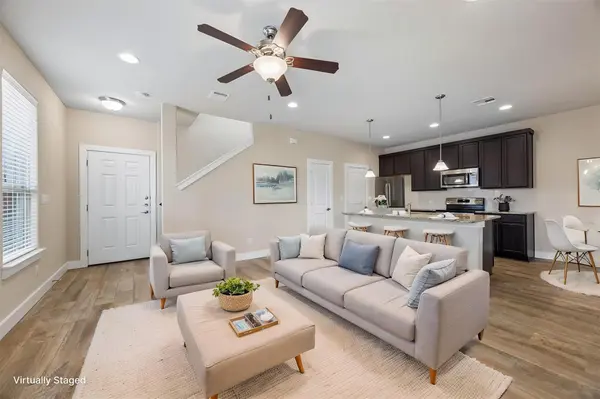 457 High Tech DR #7F, Georgetown, TX 78626