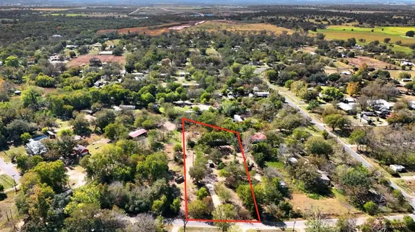 2004 Whirlaway DR, Del Valle, TX 78617