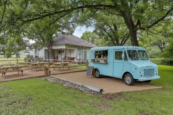 103 E Willis ST, Leander, TX 78641
