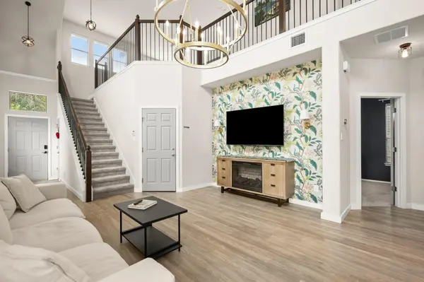 9940 Milla CIR #24, Austin, TX 78748