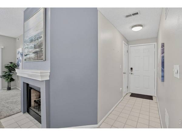 7492 Singing Hills, Boulder, CO 80301
