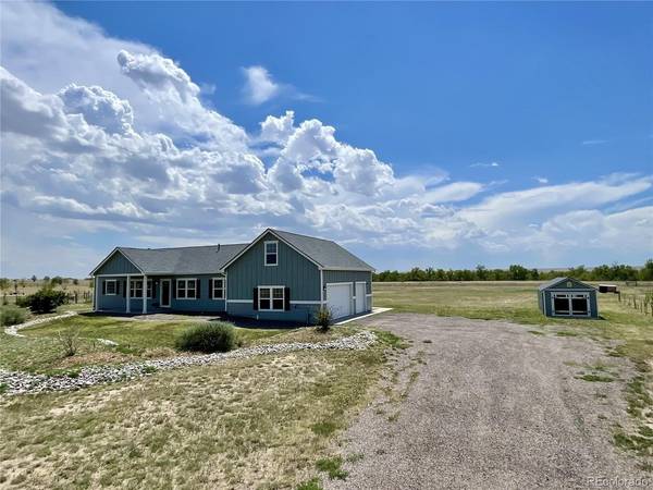 176 W 8th, Byers, CO 80103