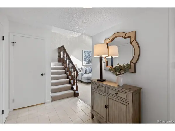 2558 S Vaughn #D, Aurora, CO 80014