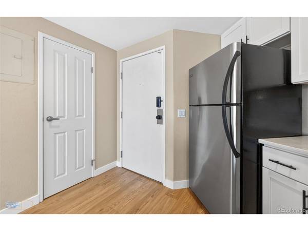 100 Park #1305, Denver, CO 80205