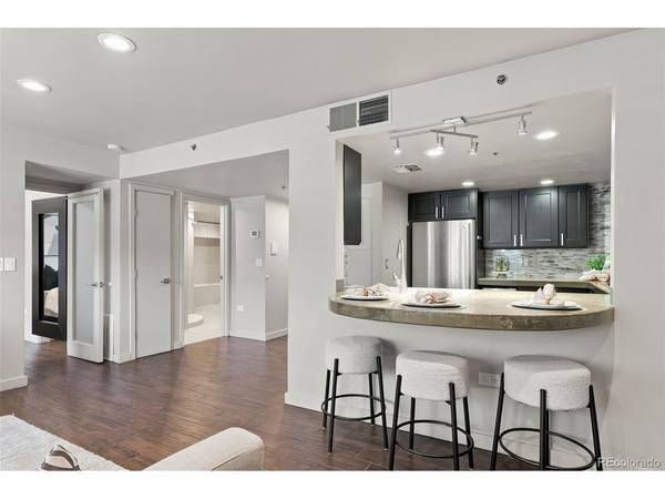 350 Detroit #103, Denver, CO 80206
