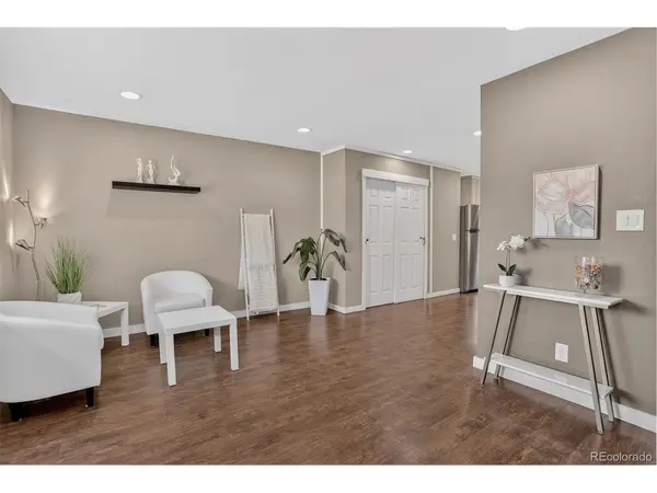 6870 S Broadway, Centennial, CO 80122