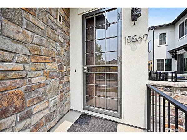 15569 W La Salle, Lakewood, CO 80228