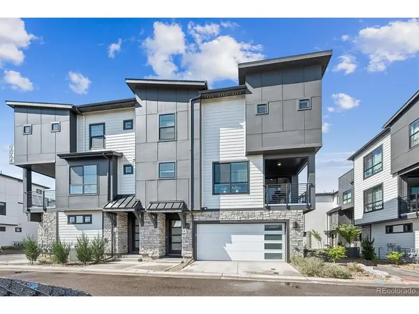 2064 S Holly #2-6, Denver, CO 80222