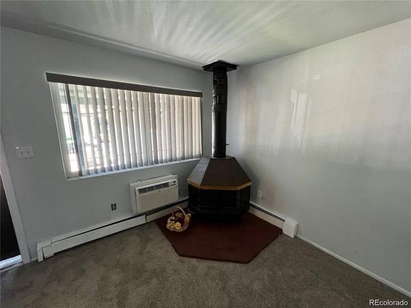 2565 S Sheridan #20, Denver, CO 80227
