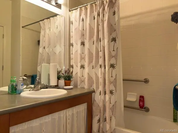 23455 E 5th #102, Aurora, CO 80018