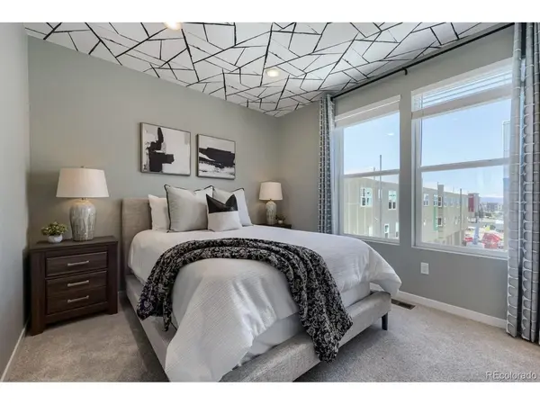 9200 E 47th #202, Denver, CO 80238