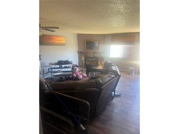 1826 Lanka, Colorado Springs, CO 80915