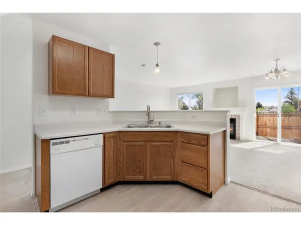1276 S Zeno #E, Aurora, CO 80017