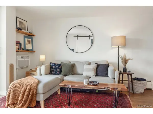 799 Dahlia #503, Denver, CO 80220