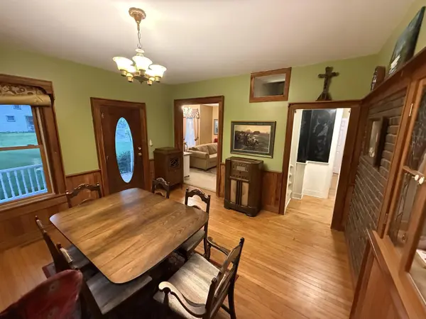 407 W North ST, Calmar, IA 52132