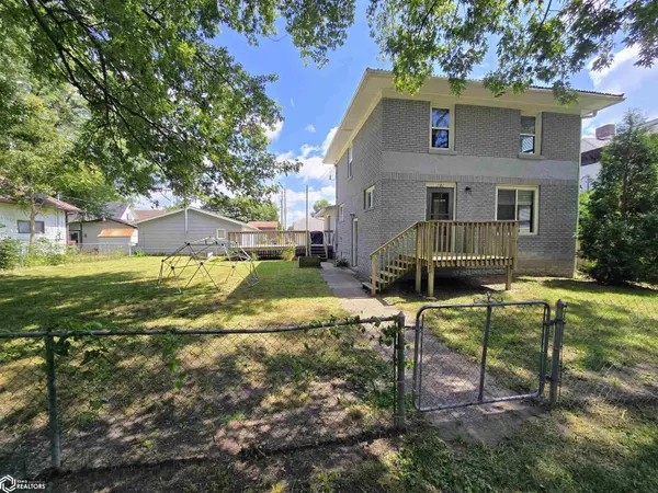 101 N Jarvis ST, Creston, IA 50801