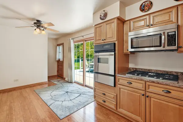 8041 Rhode Court, Dyer, IN 46311