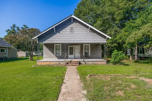310 Hawkins ST, Wellford, SC 29385