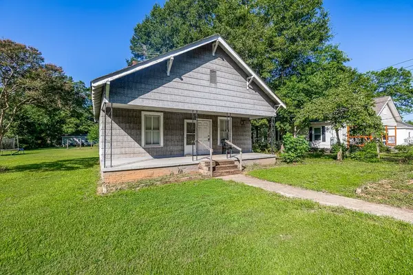 310 Hawkins ST, Wellford, SC 29385
