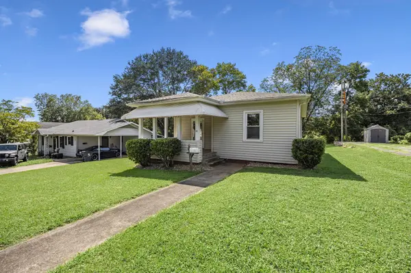 33 Lawrence ST, Lyman, SC 29365