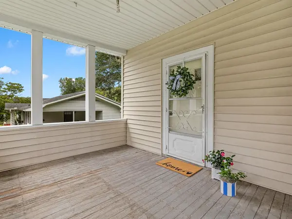 33 Lawrence ST, Lyman, SC 29365