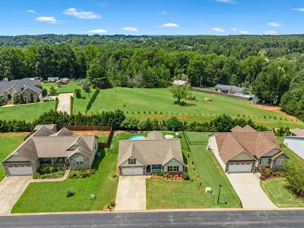 326 Gleaner Dr DR, Inman, SC 29349