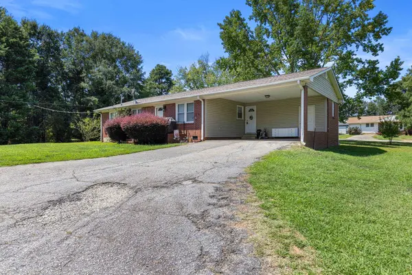 6301 N Pinnacle DR, Spartanburg, SC 29303