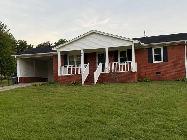 104 Meadow LN, Liberty, SC 29657