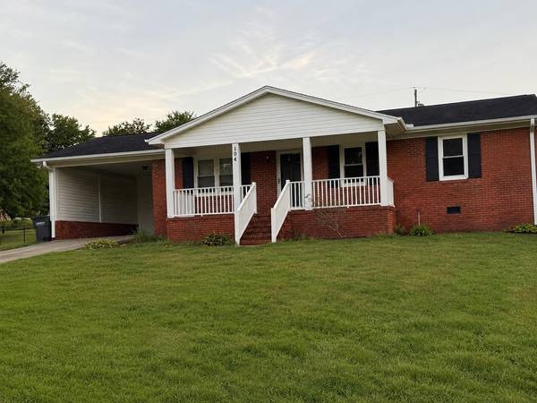 104 Meadow LN, Liberty, SC 29657